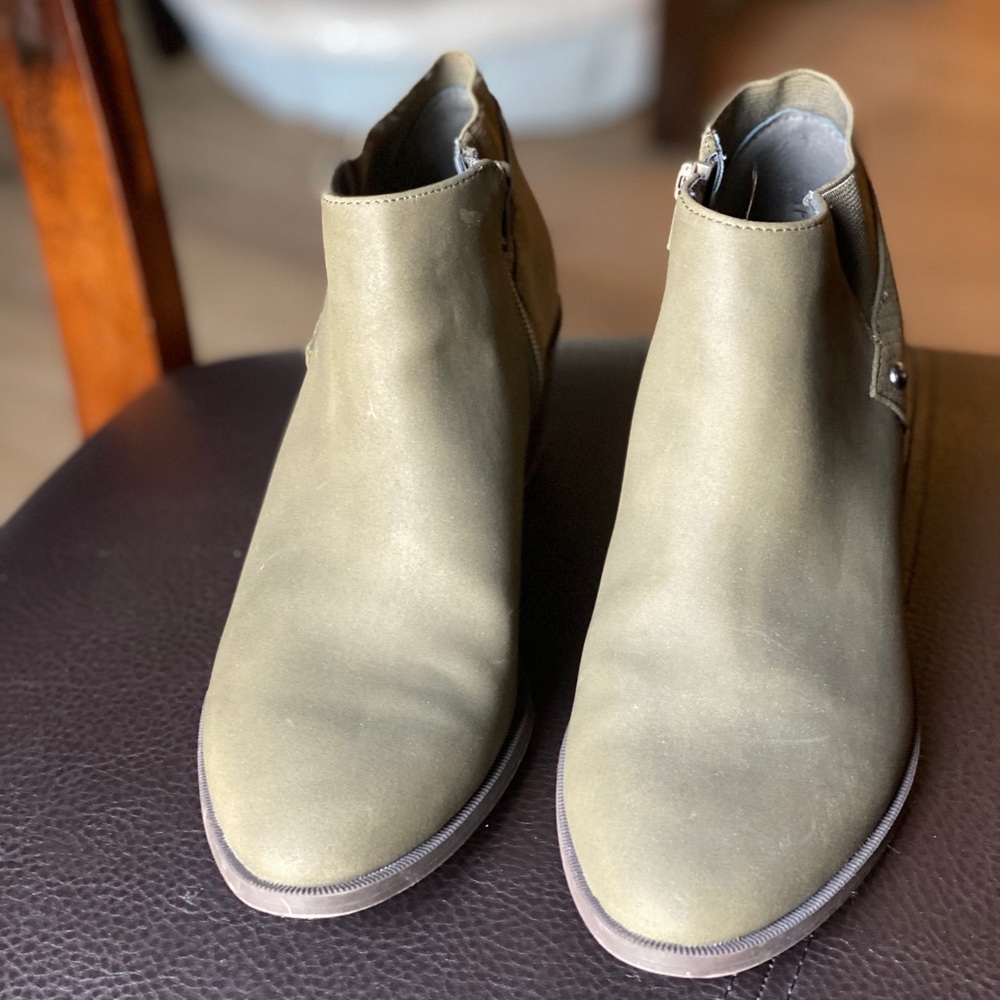 Booties - Picture 2 of 6